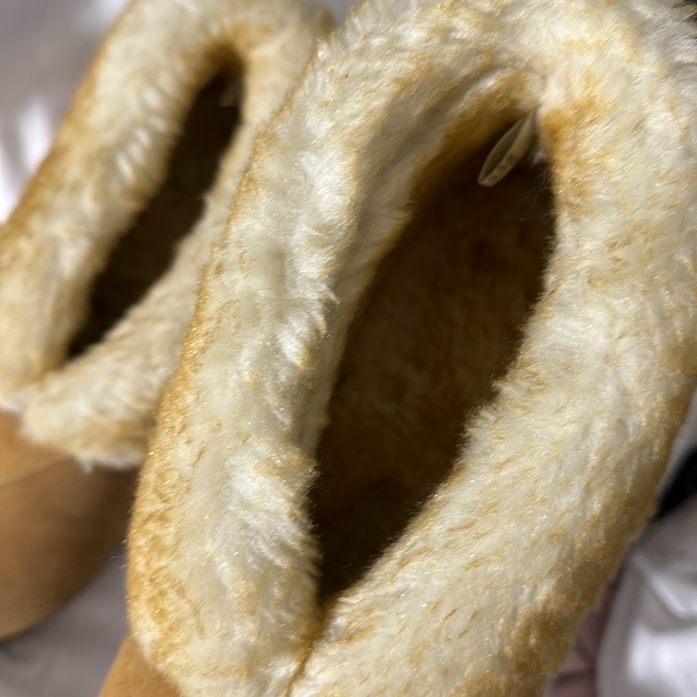 Guide Gear slippers - Picture 5 of 7